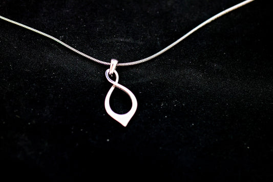 Pendant Snake Chain Necklace